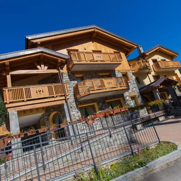 Residence Hotel Raggio Di Luce, hotel v destinaci Ponte di Legno