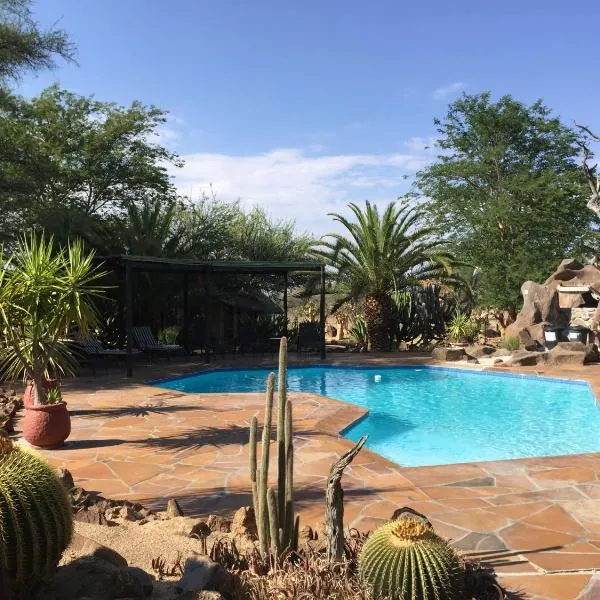 Roidina Safari Lodge, hotel v mestu Omaruru