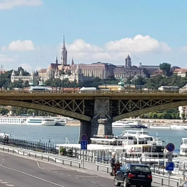 River Center Apartment, hotel in Budapest