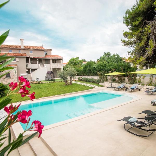 Beautiful Villa Julia, south Istria, garden, pool