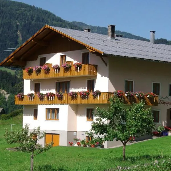 Gästehaus Lanzinger, מלון בLiesing