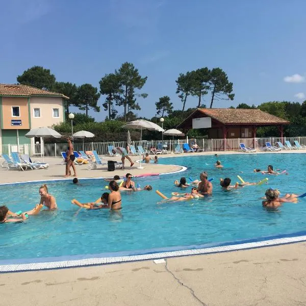 Résidence Mes Amours d'Enfants - Les Villas du Lac, hôtel à Soustons