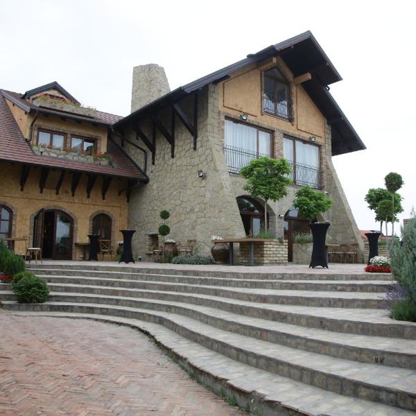 Garni Hotel Chicha - Winery ŠKRBIĆ