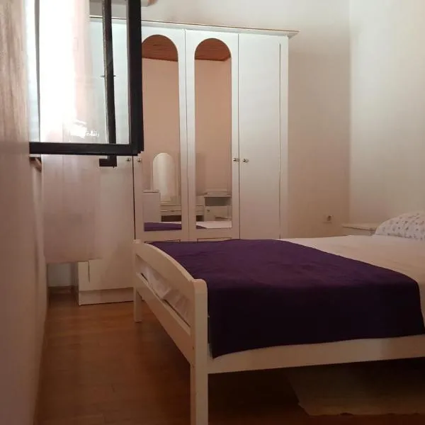 Marija, hotel u Saliju
