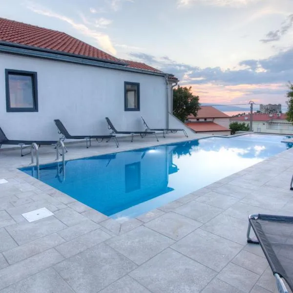 BC Eleven - mit Zentralheizung, Hotel in Senj