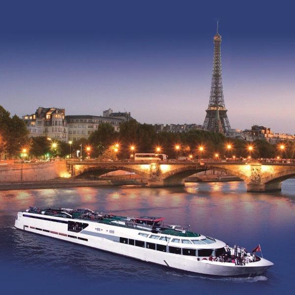 VIP Paris Yacht Hôtel & Spa