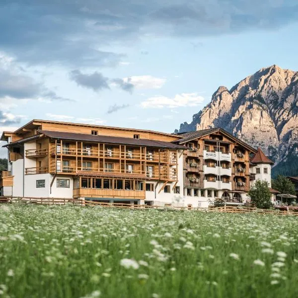Hotel Mareo Dolomites, hotel in San Vigilio Di Marebbe