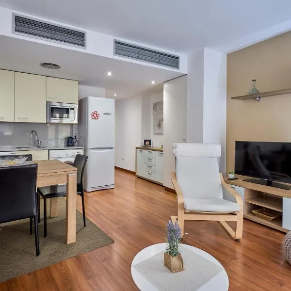 Little Home Girona, hotel in Girona