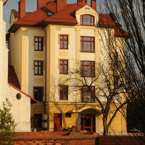Arte, hôtel à Brzeg