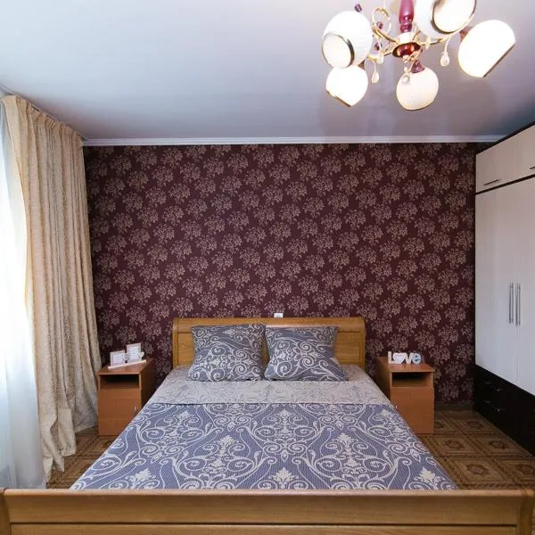 VIP Apartments Faraon Centr 1 floor, hôtel à Soumy