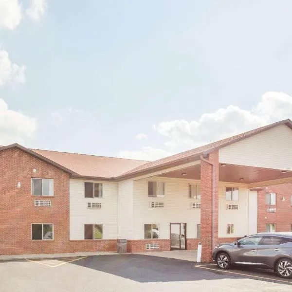 Super 8 by Wyndham Monmouth IL, hôtel à Monmouth