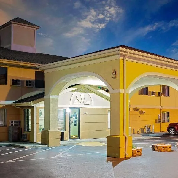 Super 8 by Wyndham Muncie/Ball St. College Area, hotel v destinaci Muncie