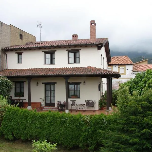 Casa de Aldea Los Duesos, ξενοδοχείο σε Caravia