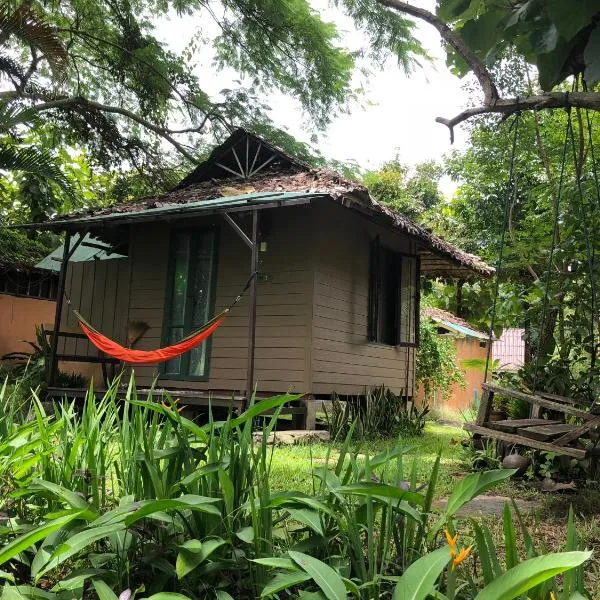 Bannamhoo Bungalows, hotel in Pai