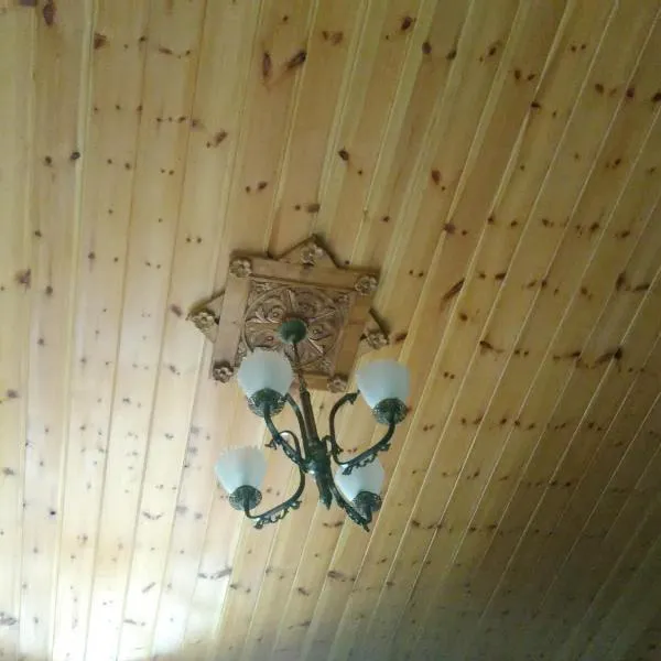 Camping late, hotel in Gjirokastër