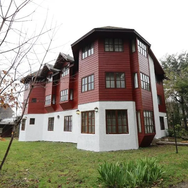 Santa Maria Pucon, hotel en Pucón