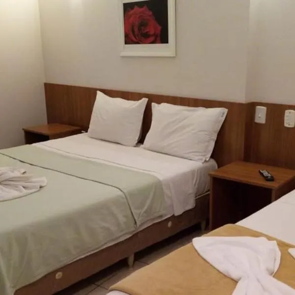 Vital Hotel，位于弗洛里亚努元帅镇的酒店