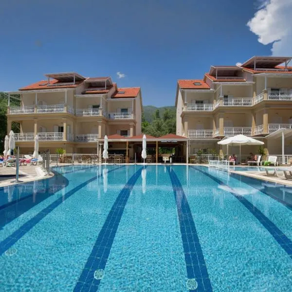 Elena Hotel，位于帕尔加的酒店