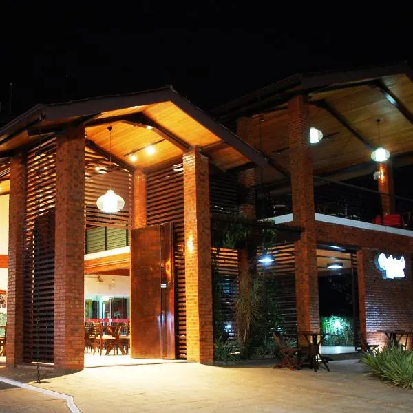 Rede Andrade Rio Branco, hotel v destinaci Rio Branco
