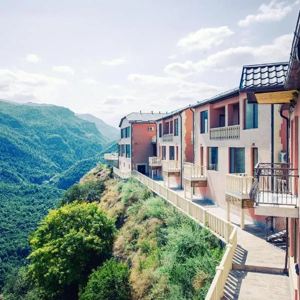 Lastiver Resort, hotelli kohteessa Yenokavan