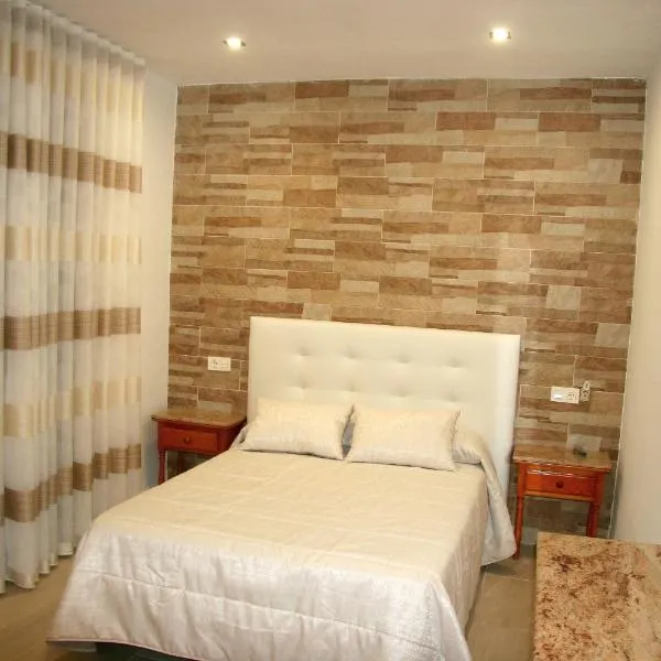 Hostal Restaurante Grela, Hotel in Pozo Alcón