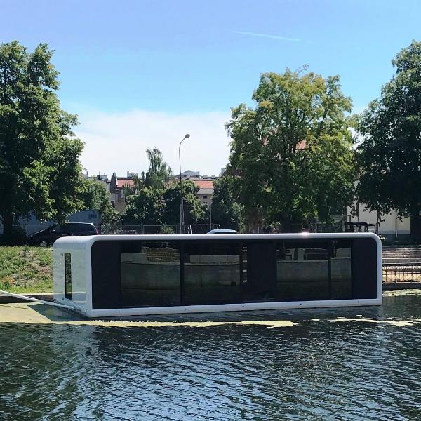 Dom na Wodzie - Flohotel