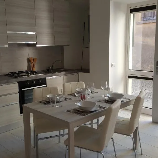 CA' VEGIA, hotel v destinaci Gravedona