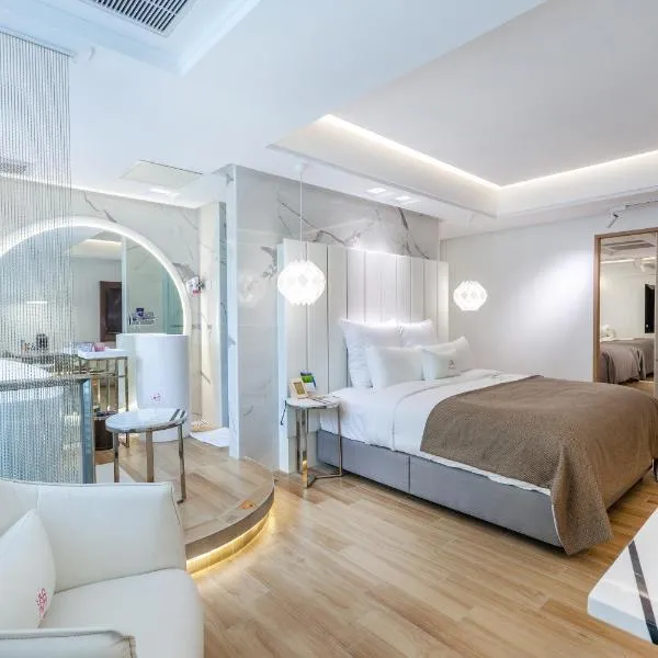 Chao Motel, hotel in Taoyuan