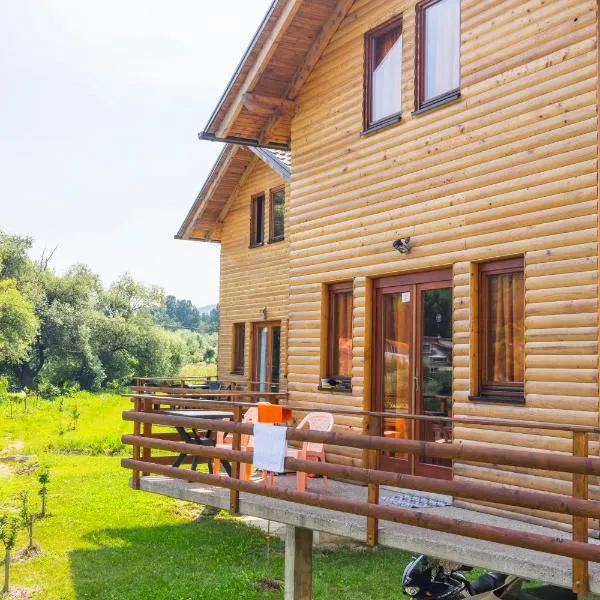 Holiday homes Piralo, hotel v destinaci Kostajnica