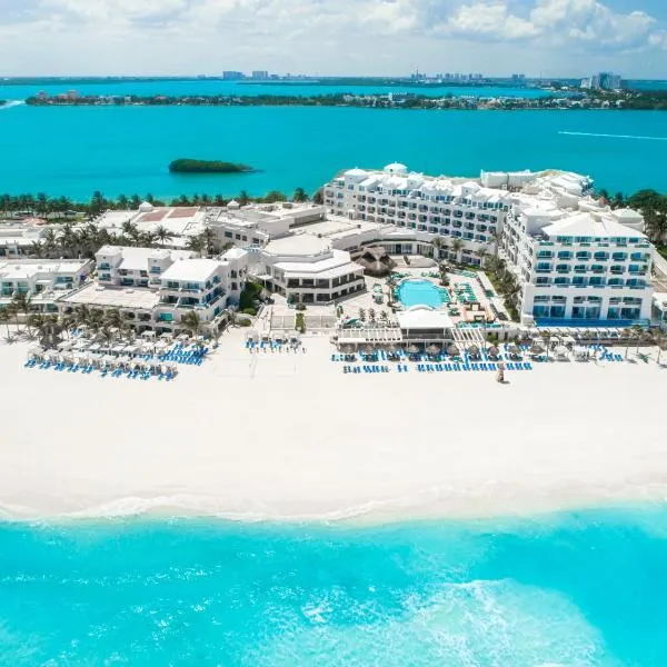 Sunscape Cancun All-Inclusive Resort & Spa by Hyatt，位于坎昆的酒店