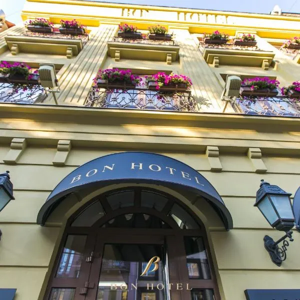 Bon Hotel, hotel in Dnipro