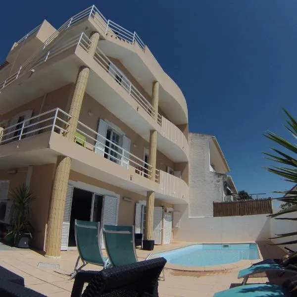 My Guest House, hotel v destinaci Portimão