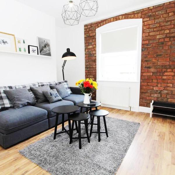 Stylish Flat in 1860's Listed Building