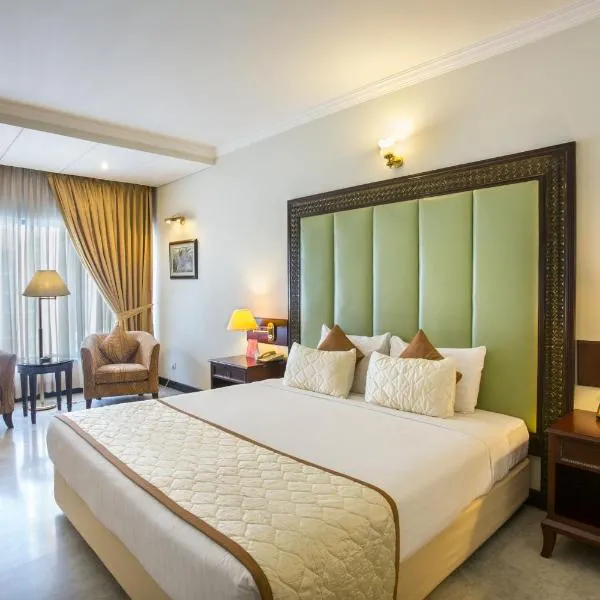 Hotel Sarina, hotel en Dhaka