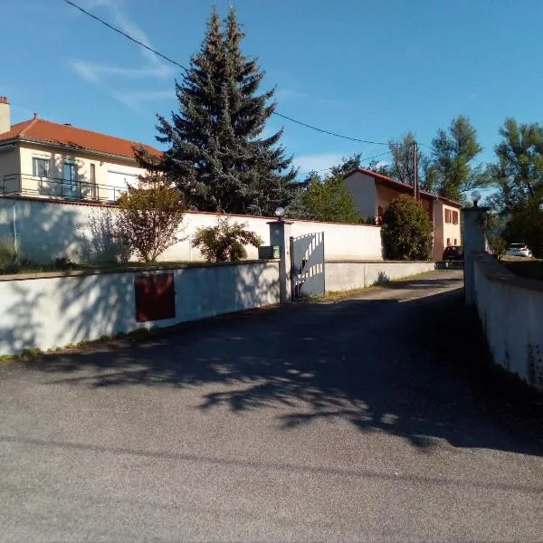 Chambres des arrys, Hotel in Bas-en-Basset