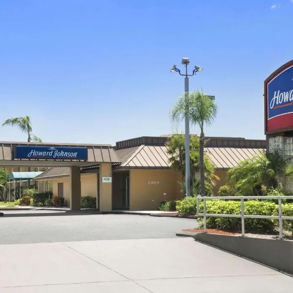Howard Johnson by Wyndham Winter Haven FL, hotel v destinaci Winter Haven