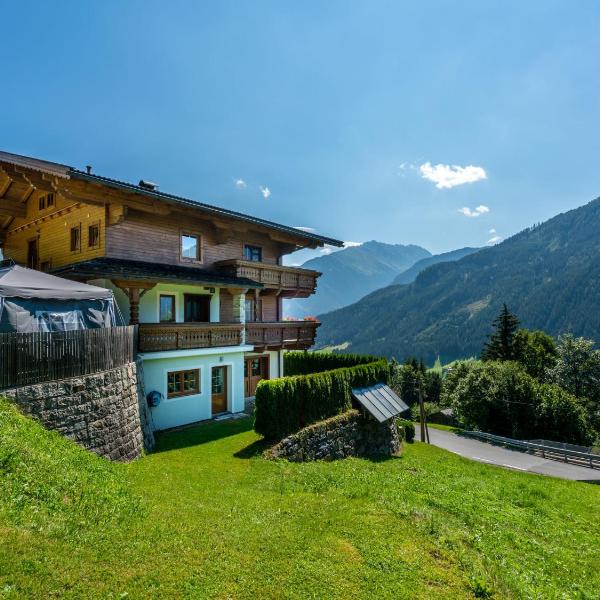 Cozy apartment with mountain views