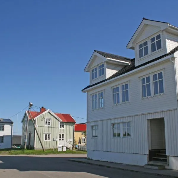 Kristina Apartment & Alma House, hotel in Andenes