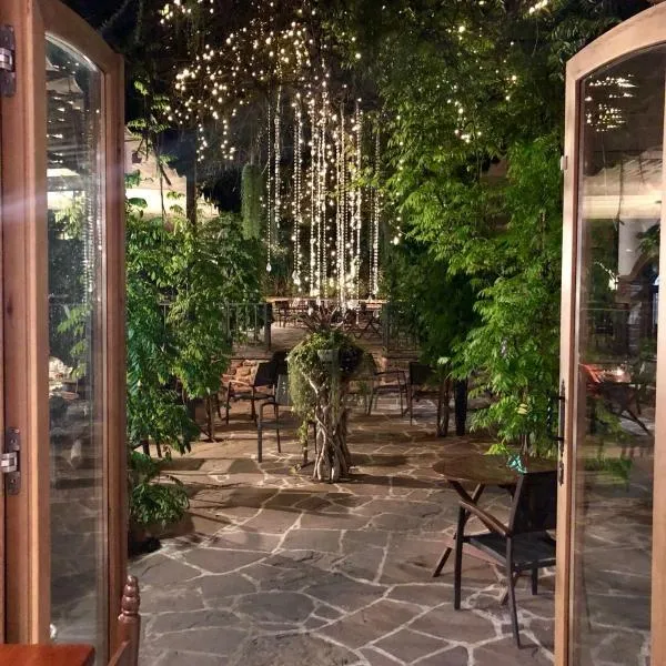 Hostal La Guineu, hotel v destinaci Viladrau