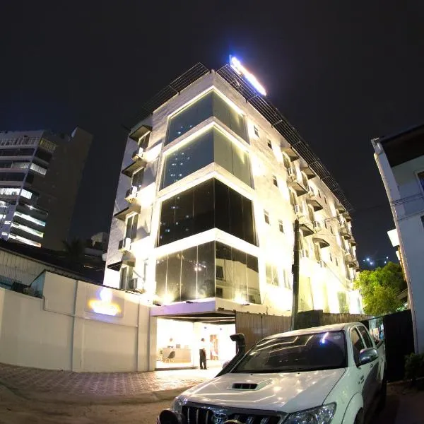 City Hotel Colombo 02, hotel v destinaci Colombo