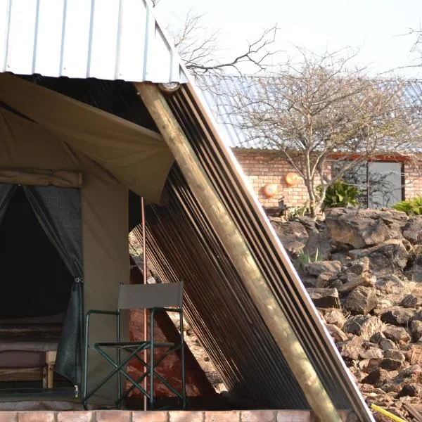 Tana Safaris Bush Camp, hótel í Otjiwarongo