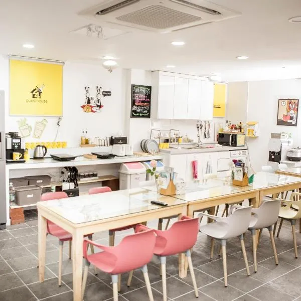 24 Guesthouse Jeonju, ξενοδοχείο σε Jeonju