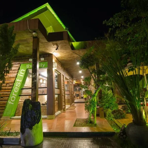 Lawaka Hotel, hôtel à Ampana