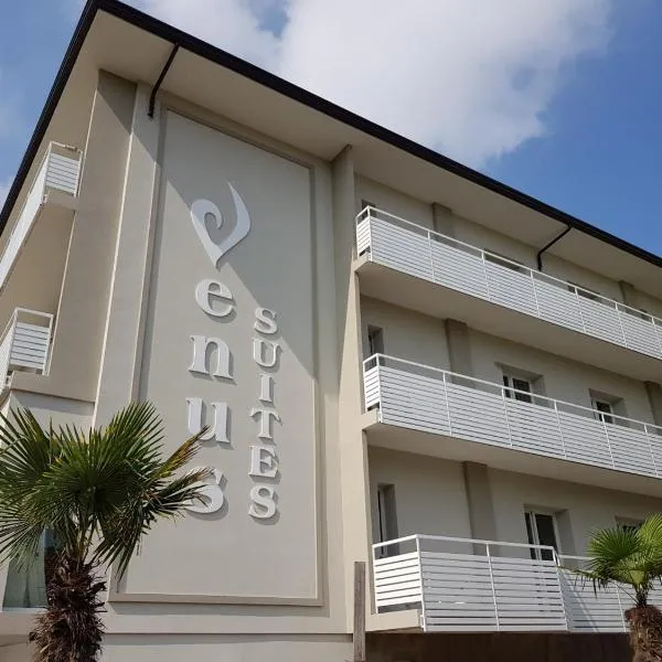 Venus Suites, хотел в Червия