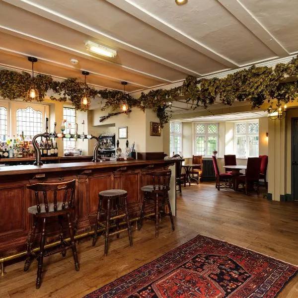 The Wheatsheaf at Beetham, מלון בSandside