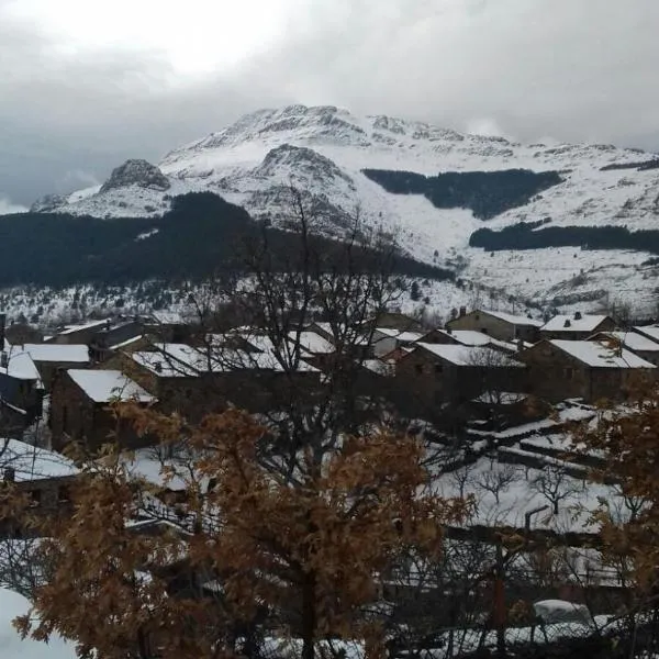 Casa Rural Los Robles, hôtel à Valverde de los Arroyos