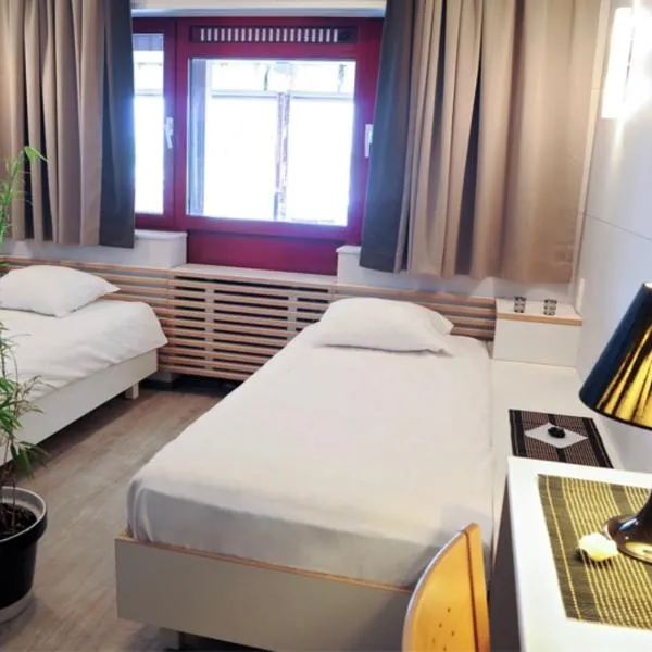 Totalenergies Frit Autentic Habay-la-Neuve、Habay-la-Neuveのホテル