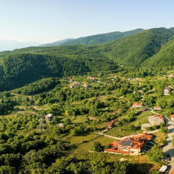 Atrion Highland Hotel, ξενοδοχείο στο Ελατοχώρι