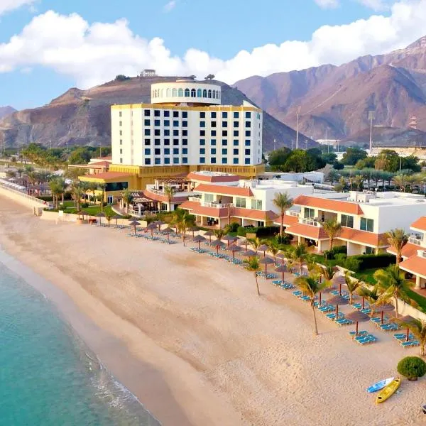 Oceanic Khorfakkan Resort & Spa, hotel v destinaci Chór Fakkán