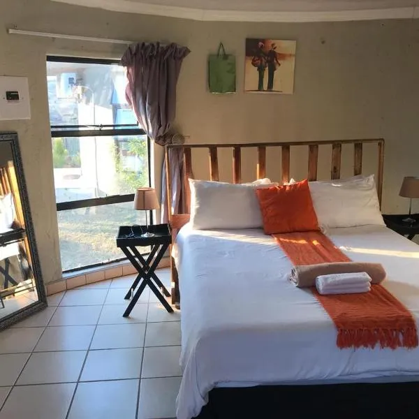 Rhurhy Guest House โรงแรมในAcornhoek